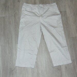 Gloria Vanderbilt Khaki Unltd  Size 10 Capri Pant Cotton Beige